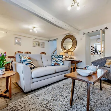2 Bed In Oc-92145