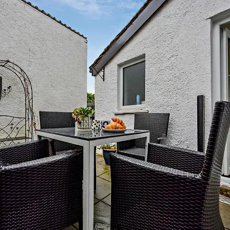 2 Bed In Oc-92145