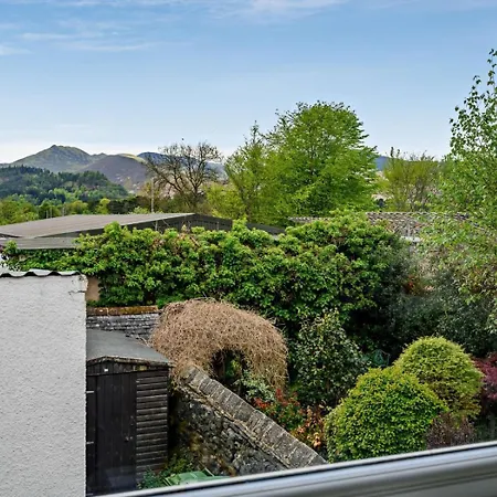 2 Bed In Oc-92145 Keswick